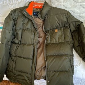 Size large unisex puffer coat